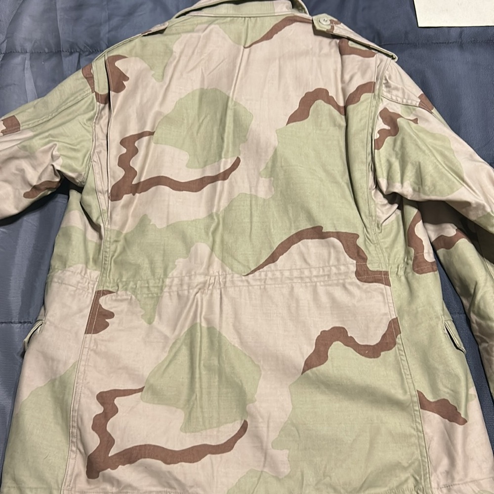 Men's medium regular DCU Cold Weather Field Jacket - Picture 3 of 3